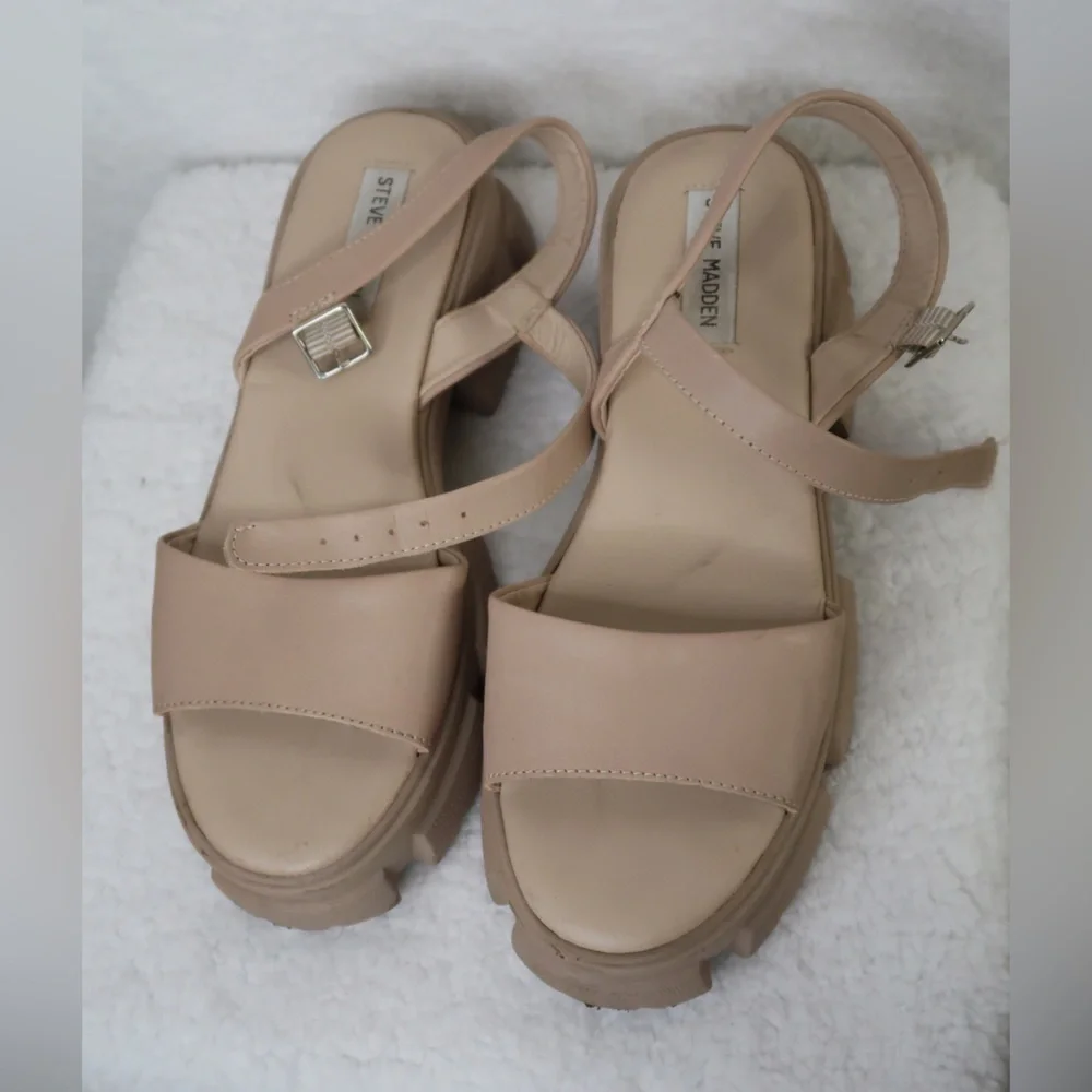 Steve Madden Women's Platform Sandals 8W Summer Vacation Going Out Spring Casual